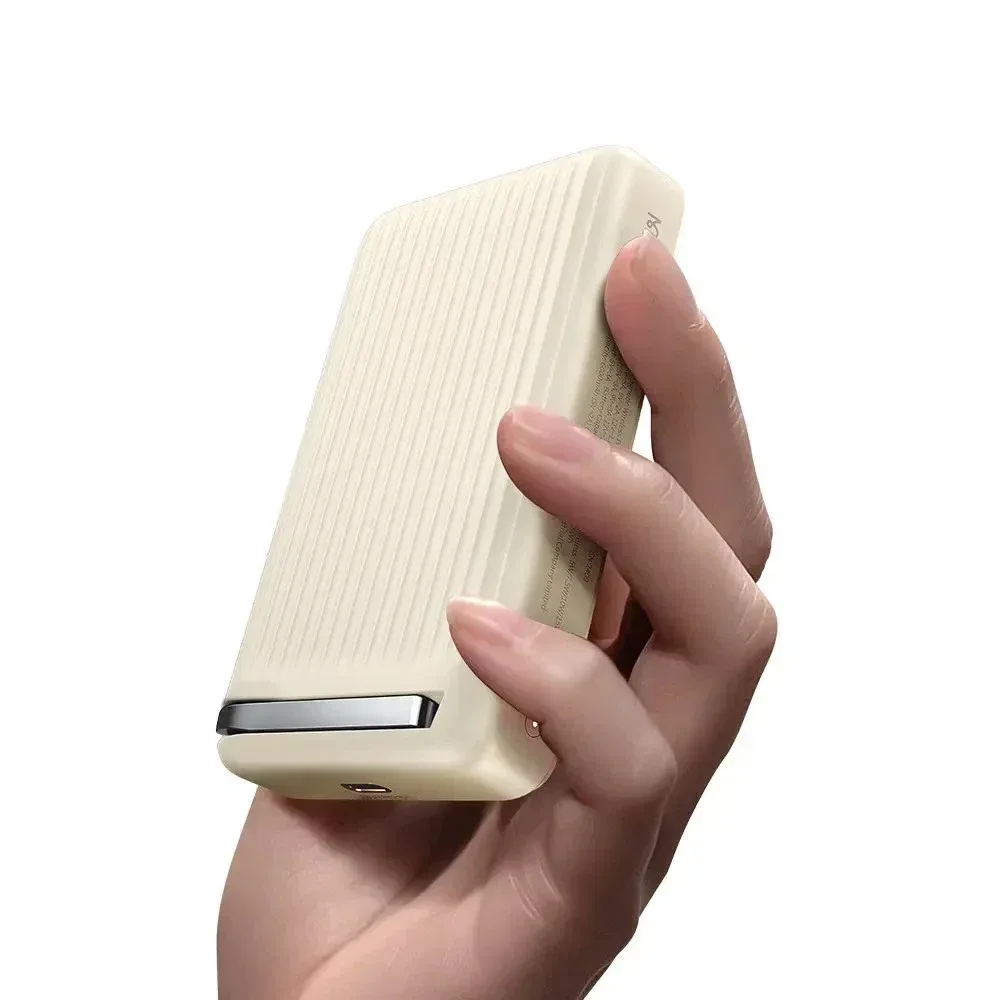 Mcdodo MC-7810 10.000 mAh 30 W qİ2 Magnetic with Stand Powerbank